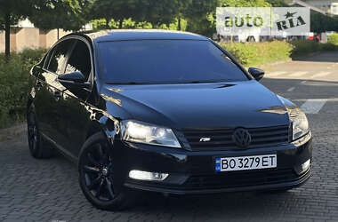 Седан Volkswagen Passat 2013 в Івано-Франківську