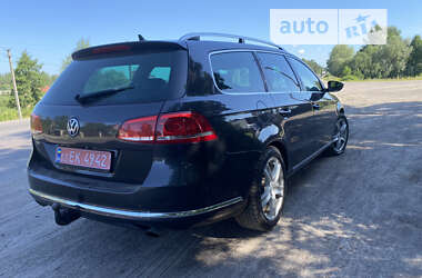 Універсал Volkswagen Passat 2010 в Сарнах