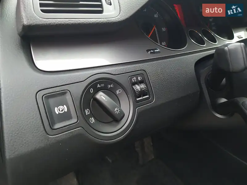 Volkswagen Passat 2008 VIN WVWZZZ3CZ9E041588 фото оголошення 13 з 50