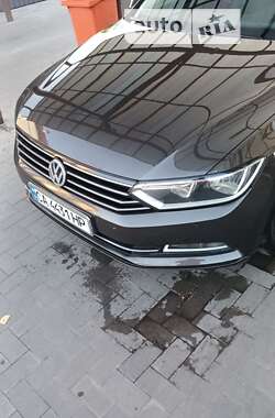 Універсал Volkswagen Passat 2016 в Кременчуці