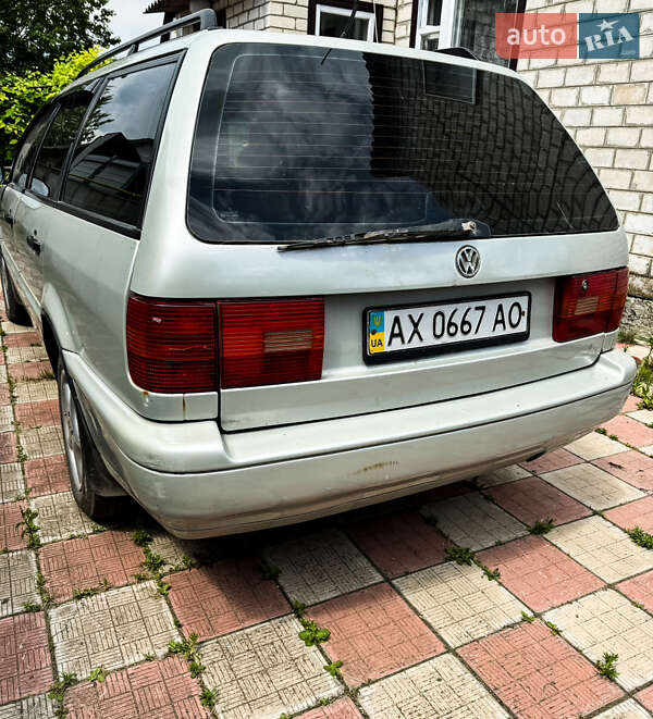 Універсал Volkswagen Passat 1994 в Балаклії