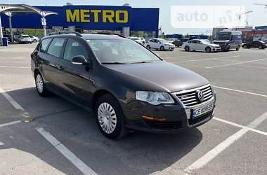 Універсал Volkswagen Passat 2009 в Вінниці