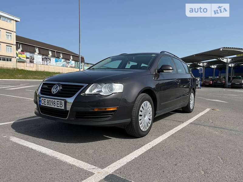 Універсал Volkswagen Passat 2009 в Вінниці