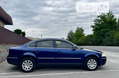 Седан Volkswagen Passat 2004 в Шепетовке