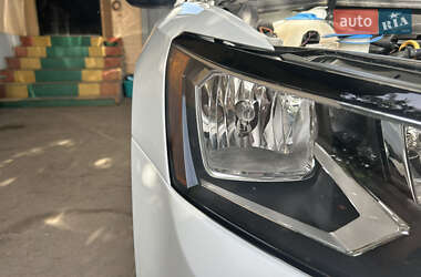 Седан Volkswagen Passat 2015 в 