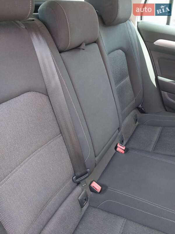 Универсал Volkswagen Passat 2016 в Кривом Роге