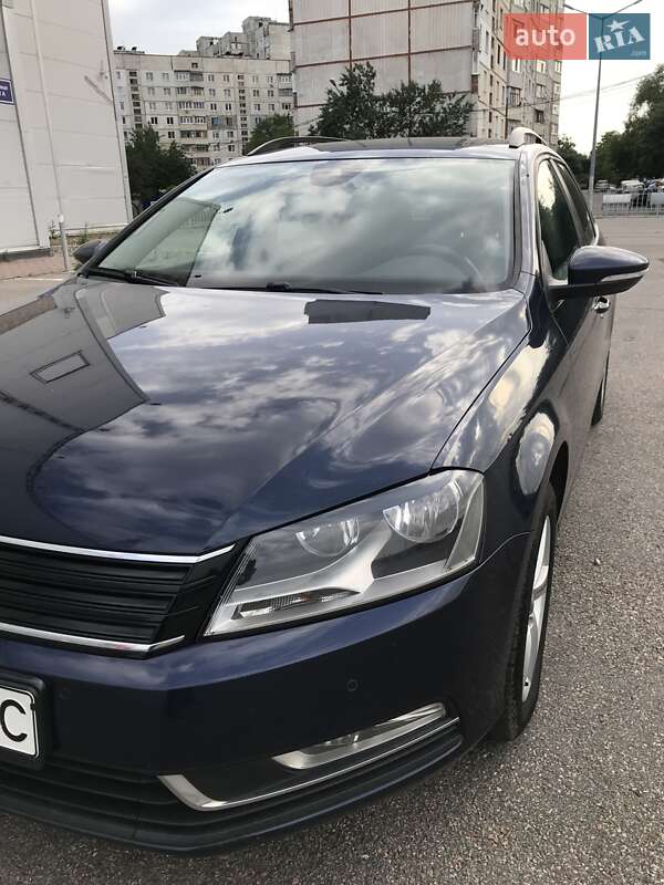 Универсал Volkswagen Passat 2012 в Харькове фото 38 Универсал Volkswagen Passat 2012 в Харькове
