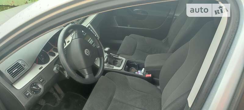 Универсал Volkswagen Passat 2008 в Киеве