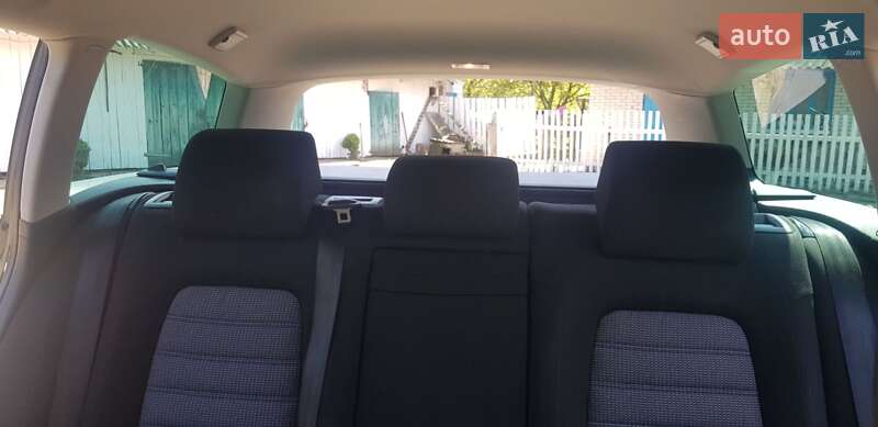 Универсал Volkswagen Passat 2011 в Луцке