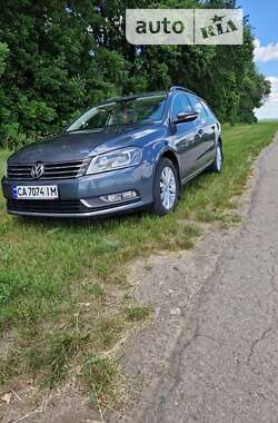 Універсал Volkswagen Passat 2011 в Умані