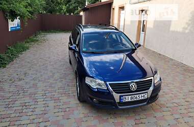 Універсал Volkswagen Passat 2007 в Гадячі