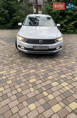 Универсал Volkswagen Passat 2015 в 