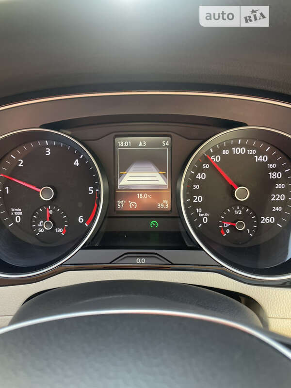 Универсал Volkswagen Passat 2015 в Вишневом