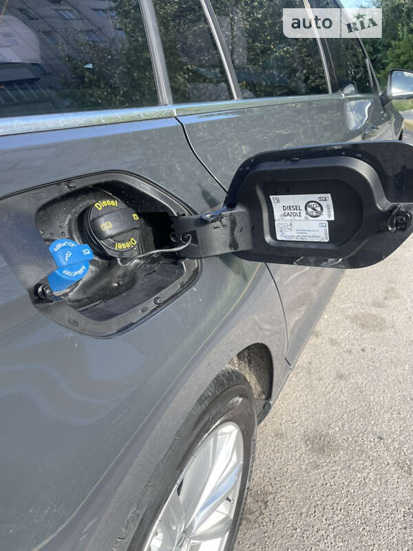 Универсал Volkswagen Passat 2015 в Вишневом