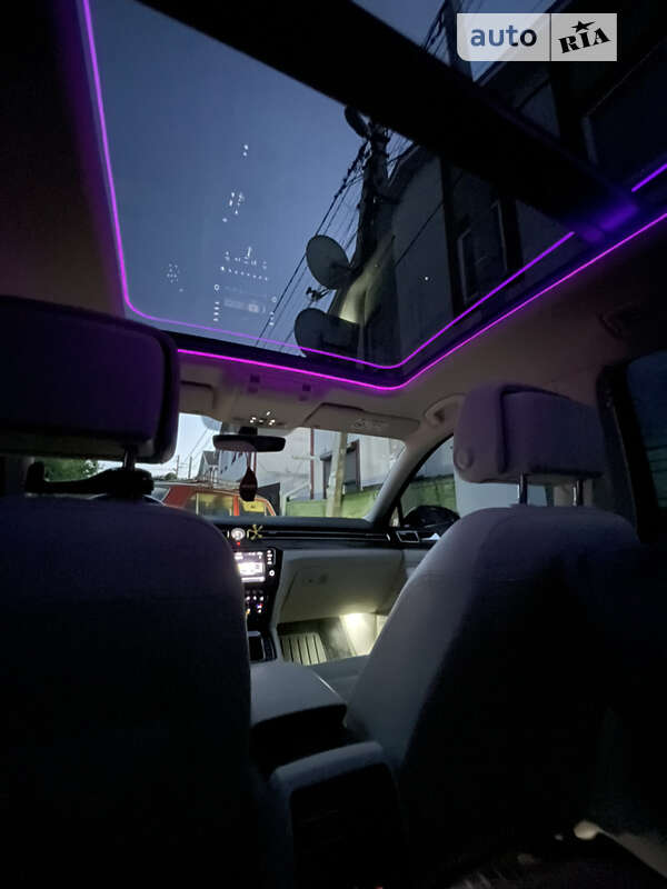 Универсал Volkswagen Passat 2015 в Вишневом