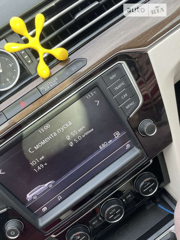 Универсал Volkswagen Passat 2015 в Вишневом