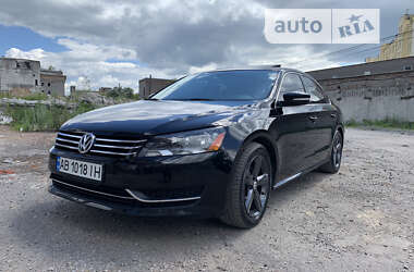 Седан Volkswagen Passat 2013 в Виннице