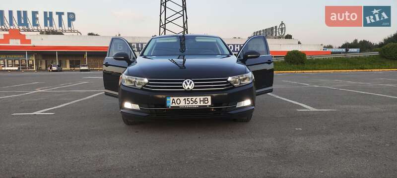 Седан Volkswagen Passat 2016 в Тячеве
