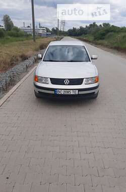 Седан Volkswagen Passat 1997 в Львові