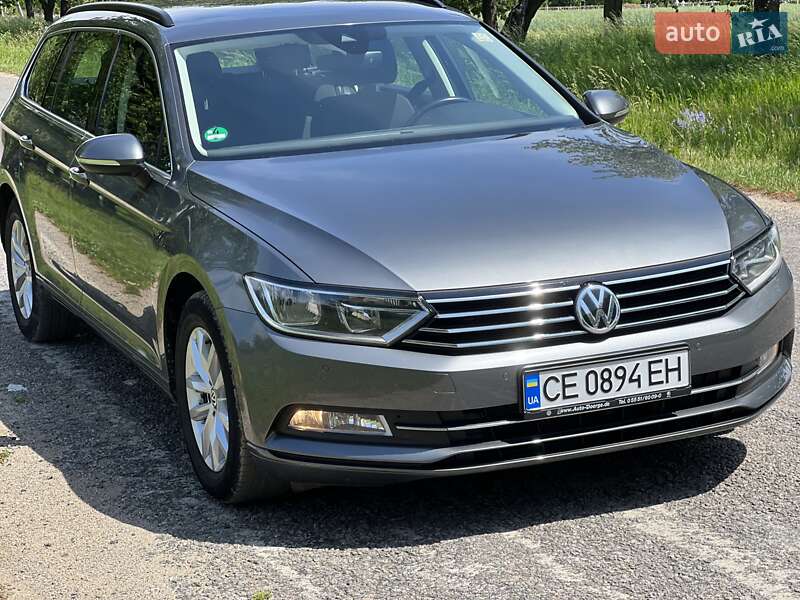 Універсал Volkswagen Passat 2017 в Кельменцях