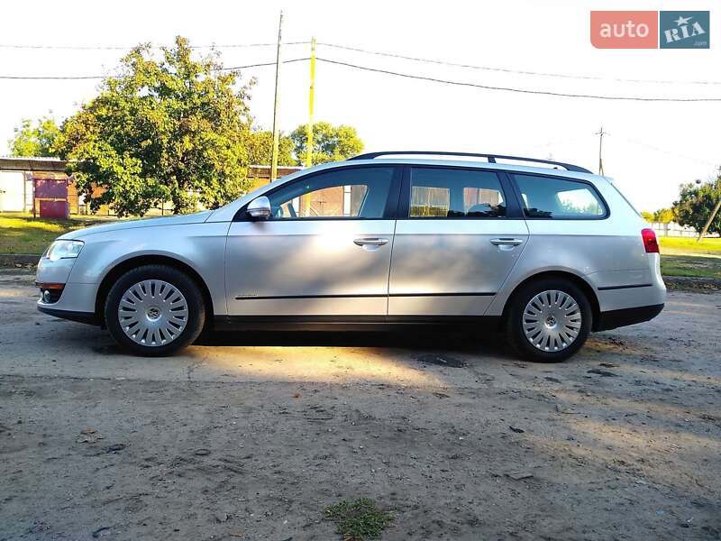 Универсал Volkswagen Passat 2009 в Харькове