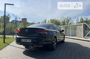 Седан Volkswagen Passat 2015 в Ивано-Франковске