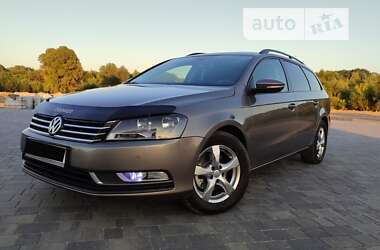 Volkswagen Passat 2011