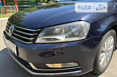 Універсал Volkswagen Passat 2013 в Києві