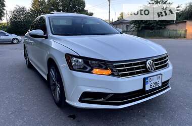 Седан Volkswagen Passat 2018 в Полтаве