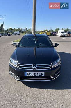 Універсал Volkswagen Passat 2013 в Луцьку