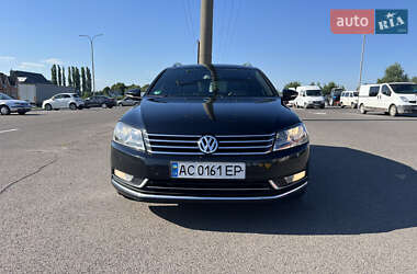 Універсал Volkswagen Passat 2013 в Луцьку