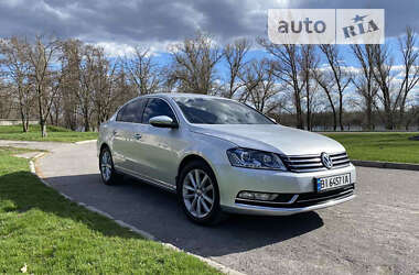 Седан Volkswagen Passat 2011 в Кременчуці