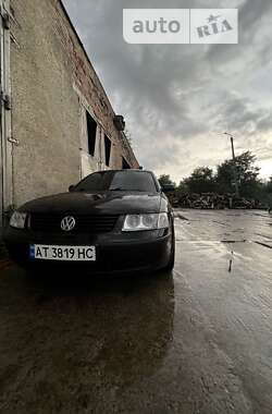 Седан Volkswagen Passat 1999 в Делятині