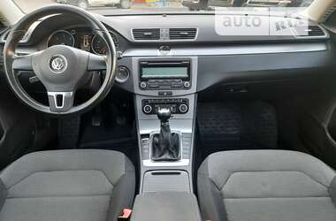 Універсал Volkswagen Passat 2010 в Кам'янець-Подільському