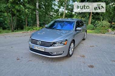 Седан Volkswagen Passat 2013 в Полтаві