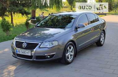 Седан Volkswagen Passat 2005 в Вінниці