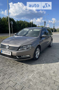 Універсал Volkswagen Passat 2011 в Полтаві