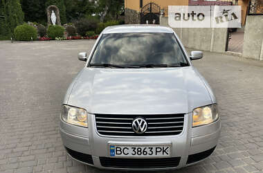 Седан Volkswagen Passat 2001 в Львові