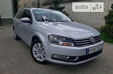 Volkswagen Passat 2010