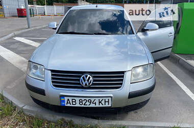 Седан Volkswagen Passat 2004 в Вінниці