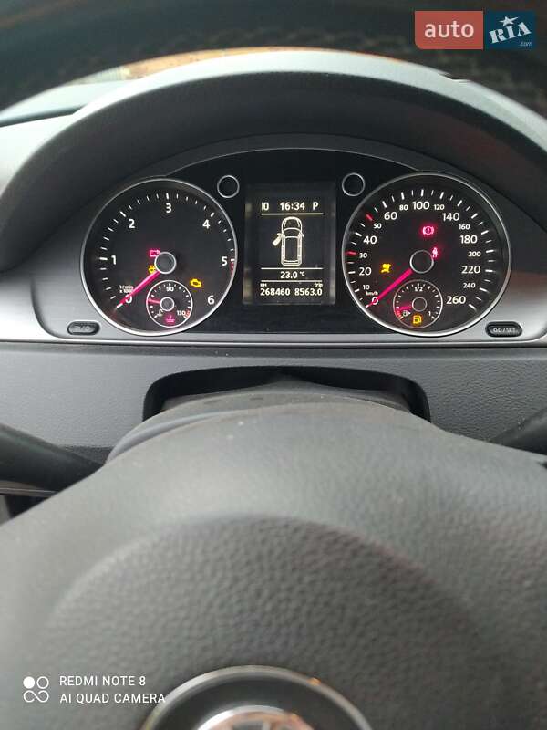 Универсал Volkswagen Passat 2013 в Бродах