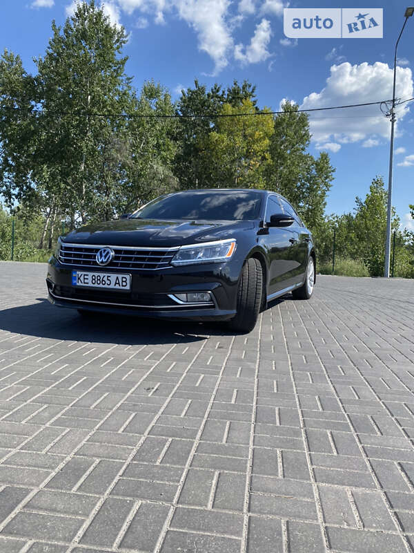 Седан Volkswagen Passat 2018 в Днепре фото 3 Седан Volkswagen Passat 2018 в Днепре
