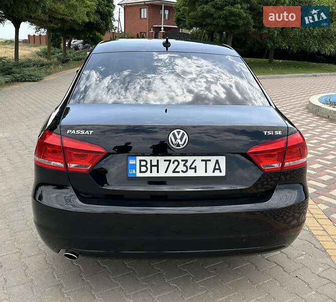 Седан Volkswagen Passat 2014 в Татарбунарах
