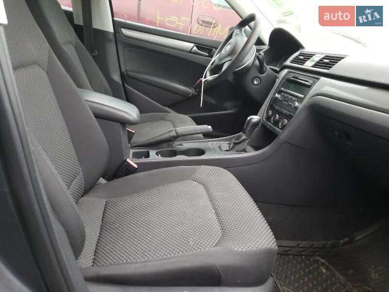 Седан Volkswagen Passat 2012 в Киеве фото 9 Седан Volkswagen Passat 2012 в Киеве