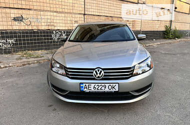 Седан Volkswagen Passat 2012 в Кривом Роге