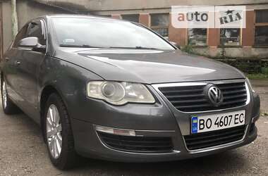 Седан Volkswagen Passat 2005 в Тернополі