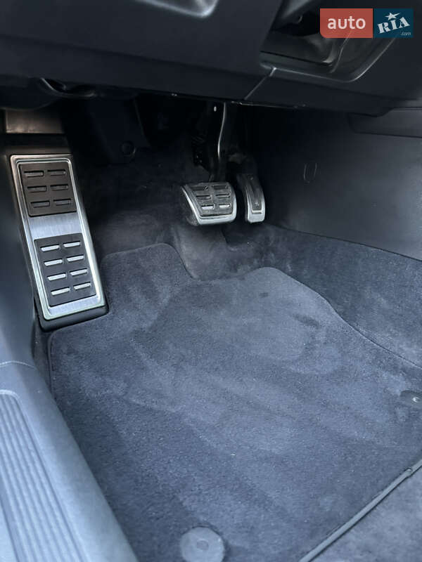 Универсал Volkswagen Passat 2016 в Черновцах