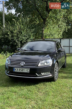 Volkswagen Passat 2011