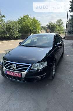 Седан Volkswagen Passat 2006 в Вознесенську