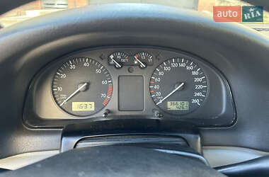 Седан Volkswagen Passat 1997 в 